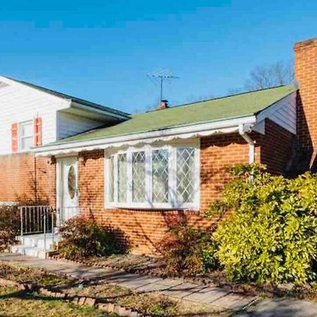 Newly Renovated Charming Home With Parking 华盛顿堡 外观 照片